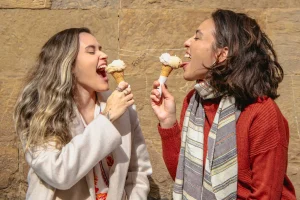 Young women enjoying gelato on a Food Tour