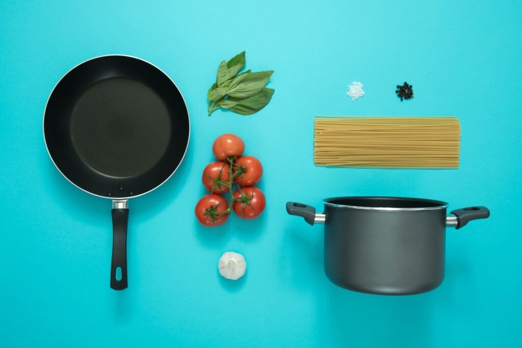 What is Tomato Passata? (And How It Differs From Tomato Paste)